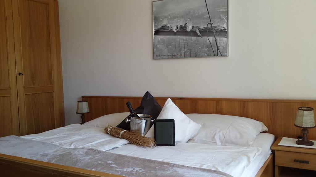 Pension Am Faakersee Faak am See Room photo